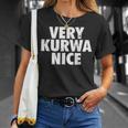 Very Kurwa Nice Poland Polska Polskieery Nice Tシャツ 彼女への贈り物
