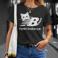 「Nyan Balance」ニャンバランス グラフィック かわいい ねこ Tシャツ 彼女への贈り物