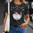 かわいい毛糸の猫はけん玉ハートを弾く Tシャツ 彼女への贈り物