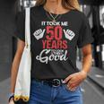 この素敵な50歳の誕生日を面白く見せるのに50年かかりました Tシャツ 彼女への贈り物