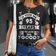 こんなに面白く見えるのに95年かかった 95歳 長袖tシャツ Tシャツ 彼女への贈り物