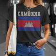 カンボジア-カンボジアの旗ヴィンテージスポーツデザインカンボジア Tシャツ 彼女への贈り物