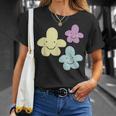 スマイリングフラワー イエロー ブルー パープル 楽しい春 Tシャツ 彼女への贈り物