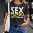 セックスインストラクター 初めてのレッスン 自由恋愛 セックス教師 Tシャツ 彼女への贈り物