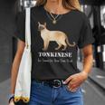 トンキニーズキャットは自分の良いペットデザインにはスマートすぎる Tシャツ 彼女への贈り物