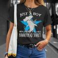 ハンマーヘッドシャークが大好きな男の子です。ハンマーヘッドシャーク ハンマーヘッドシャーク Tシャツ 彼女への贈り物