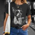 ボストンテリア ドリンク アイスコーヒー 面白い Bostie Dog Meme Tシャツ 彼女への贈り物