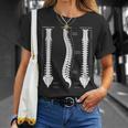 人間の脊椎解剖学カイロプラクティック図 Tシャツ 彼女への贈り物