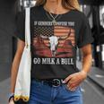 性別が混乱したら牛の乳を搾りに行け、アメリカ人 Tシャツ 彼女への贈り物