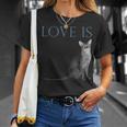 愛はアビシニアンキャット Tシャツ 彼女への贈り物