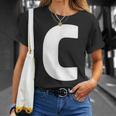 文字c 大文字 アルファベット モノグラム イニシャル Tシャツ 彼女への贈り物