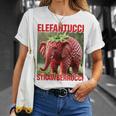Brainrot Animal Gen Alpha Meme ストロベリーエレファント Tシャツ 彼女への贈り物