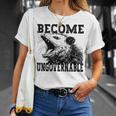Raccoon Become Ungovernable ビンテージ グラフィック パンダ ミーム Tシャツ 彼女への贈り物