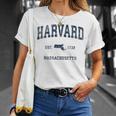 Harvard マサチューセッツ州 ヴィンテージ スポーツ デザイン ネイビー プリント Tシャツ 彼女への贈り物