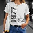 限定版 1977年誕生日 1977年生まれ 生年 Tシャツ 彼女への贈り物