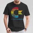 Commodore C64 大文字レインボーカラーストライプ効果 Tシャツ 面白い贈り物