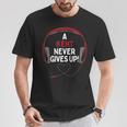 ゲーム用引用句「A Kent Never Gives Up」ヘッドセット パーソナライズ Tシャツ 面白い贈り物