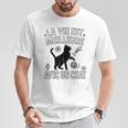 Laie Est Meilleure Avec Un Chat Ideé Chats T-Shirt Cadeaux drôles
