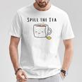 お茶をこぼす 友情 お茶好きの人 かわいい かわいい 湯呑み パーティー Tシャツ 面白い贈り物