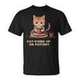 Cat-Ching Up On Pottery 面白い猫好きデザイン Tシャツ