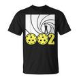 Pickleball 002 スパイパロディ 面白いピックルボールパドルプレーヤー Tシャツ