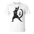 太極拳の練習をしている陽気な猫 陰陽 長袖tシャツ Tシャツ