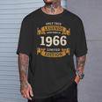 60歳の誕生日 還暦 真のレジェンドは1966年生まれ Tシャツ 彼への贈り物