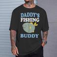 Daddy's Fishing Buddyon Daughter ギフトtシャツ Tシャツ 彼への贈り物