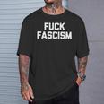 Fuck Fascism 面白い 言って クール ノベルティ 政治 Tシャツ 彼への贈り物