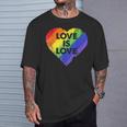Lgbt Love Is Lovetシャツレトロハートゲイレズビアンプライド月間 Tシャツ 彼への贈り物