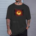 M87 射手座 ブラックホール ファーストフォトtシャツ Tシャツ 彼への贈り物