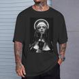 Snirt Hot Nun モチーフ 修道女 中指 Tシャツ 彼への贈り物