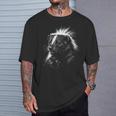 スカンクの肖像画 黒と白の動物愛好家 Tシャツ 彼への贈り物