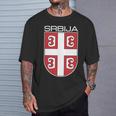 セルビアクロスシールドセルビアアーム。 Tシャツ 彼への贈り物