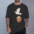 プーチンの頭に平和の鳩の糞、世界は平和を望んでいる Tシャツ 彼への贈り物