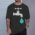 水道蛇口漏れ Tシャツ 彼への贈り物