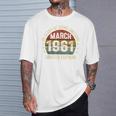 1961年3月の誕生日記念限定版ヴィンテージ65歳。 Tシャツ 彼への贈り物