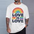 Lgbtq Love Is Love Gay Pride Lgbt Ally Rainbow Flagintage Tシャツ 彼への贈り物
