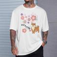 柴犬 梅の花 和柄 かわいいイラスト 犬好き お花見 Tシャツ 彼への贈り物