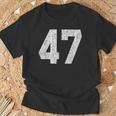 47 ジャージユニフォーム バーシティ スポーツ番号 47歳の誕生日 Tシャツ 高齢者への贈り物