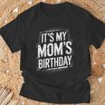 Distressed It's My Mom's Birthday Retro Vintage Women T-Shirt Gifts for Old Men