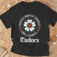 Tudor Kings、Queens Monarchs Of English History Rose Tシャツ 高齢者への贈り物