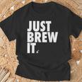 Just Brew It おもしろコーヒーシャツ Tシャツ 高齢者への贈り物