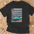 Life Picture Collection モデルと自動車 ／ エッフェル塔（1） Tシャツ 高齢者への贈り物