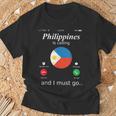 Philippines Is Calling And I Must Go フィリピン国旗シャツ Tシャツ 高齢者への贈り物