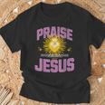 Praise Jesus Our Lord &Aviour For An Abundant New Life Tシャツ 高齢者への贈り物