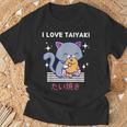 たい焼きが大好き かわいい かわいい 猫がたい焼きを食べる 日本アニメ Tシャツ 高齢者への贈り物