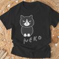 ねこさん『おすわり』ハチワレ Neko【どうぶつフレンズ】フキゲンネコ 猫 動物 イラスト Tシャツ 高齢者への贈り物