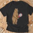 クマ テニス テニスラケット スポーツ Tシャツ 高齢者への贈り物