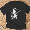 クールなペンギン ギターを弾く 音楽愛好家 ペンギン ギター 面白い Tシャツ 高齢者への贈り物